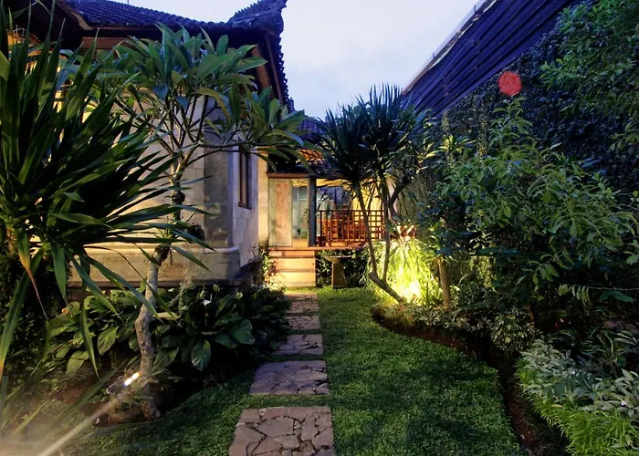 Sari House - Balinese Style Homestay Ubud (Bali)